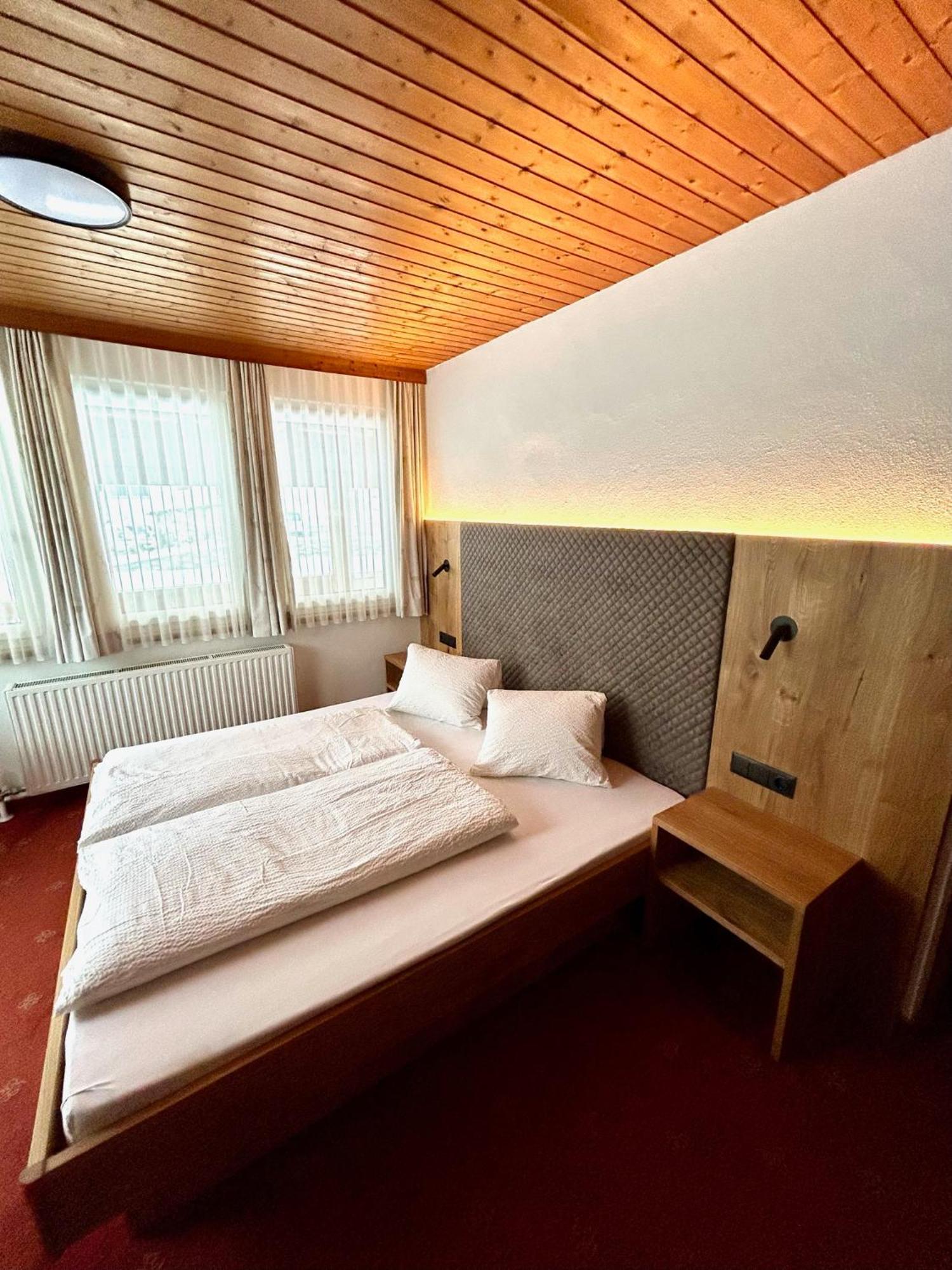 Haus Sonnegg Hotel Finkenberg Bagian luar foto