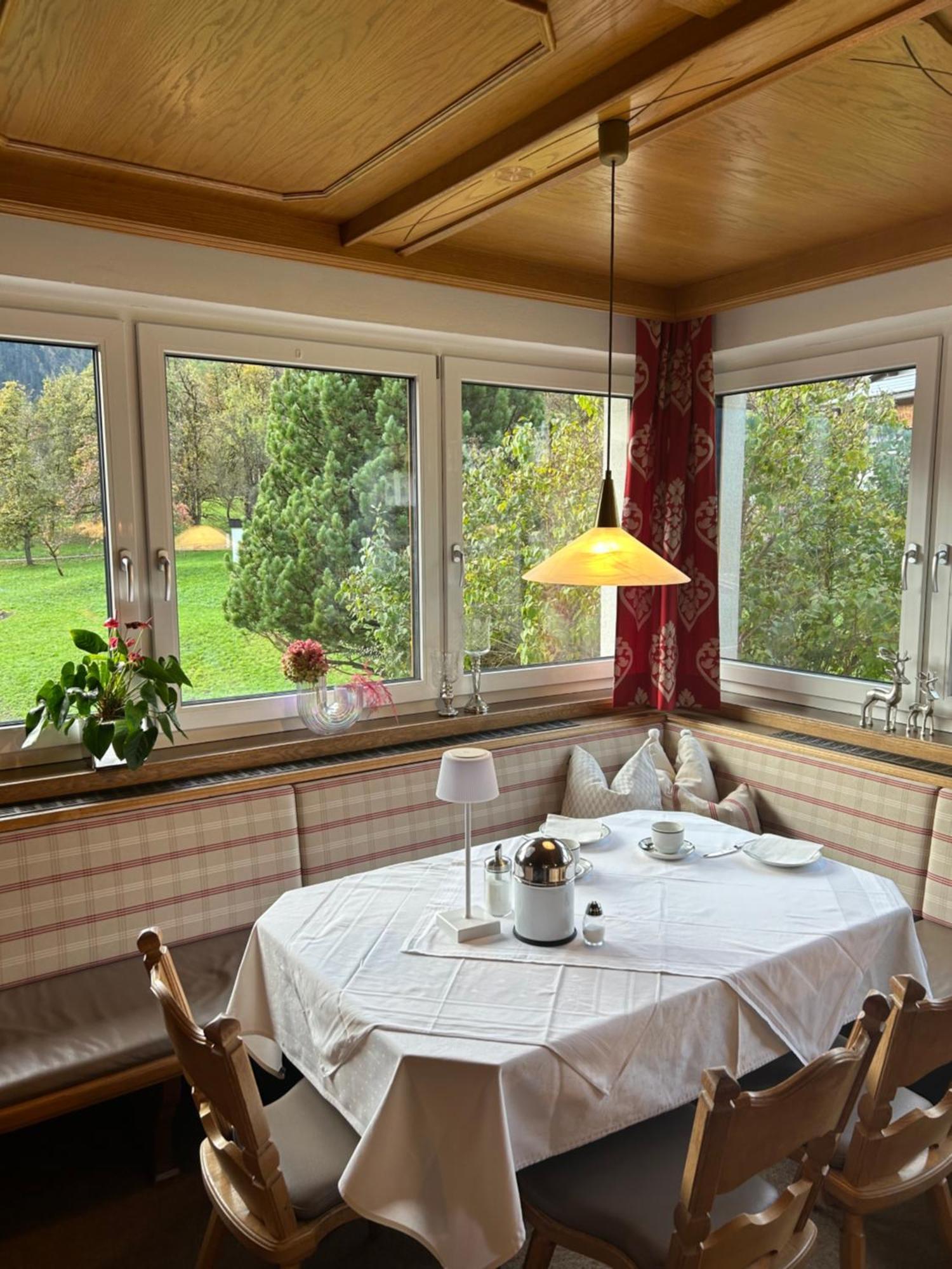 Haus Sonnegg Hotel Finkenberg Bagian luar foto